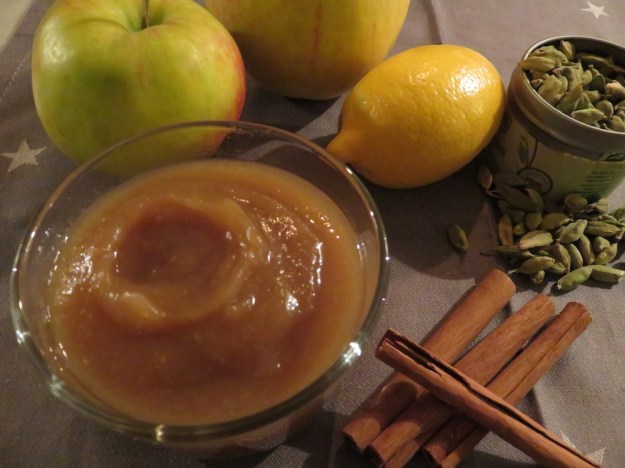 gewuerz-apfelkompott