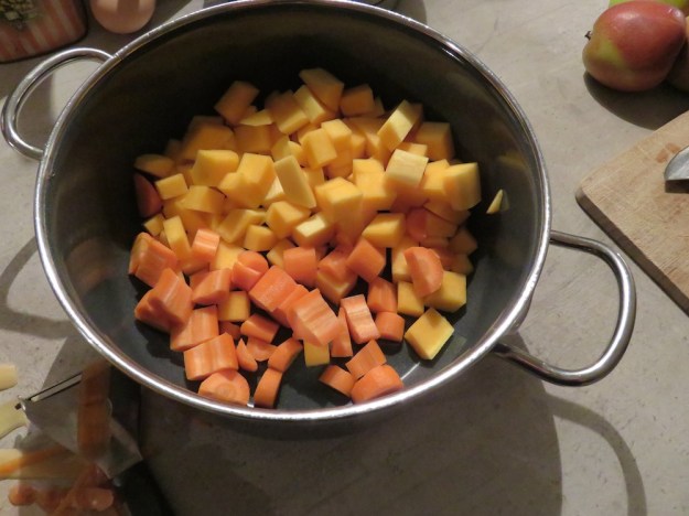 kuerbis-karotten-brot3