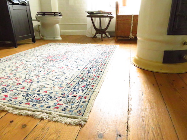 Orientteppich im Badezimmer