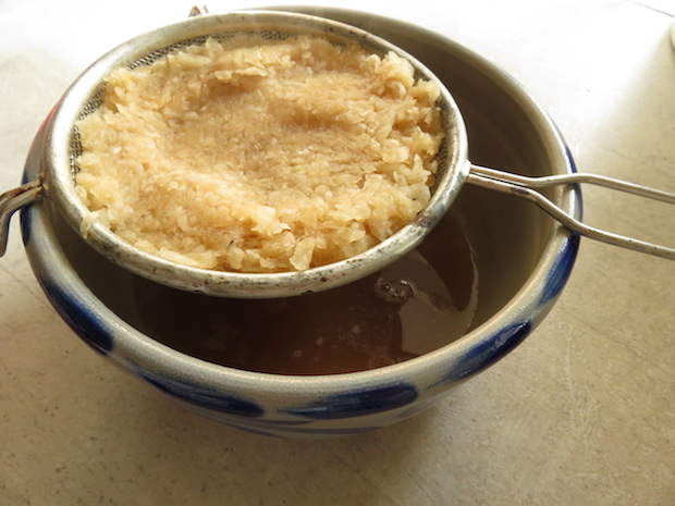 Langer, weißer Sommerrettich als Hustensirup