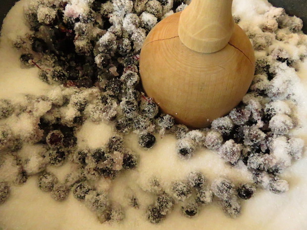 Holunderbeer-Pflaumen-Marmelade