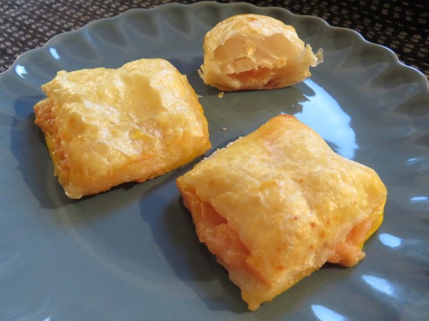 Blätterteigtaschen mit Quittenmus