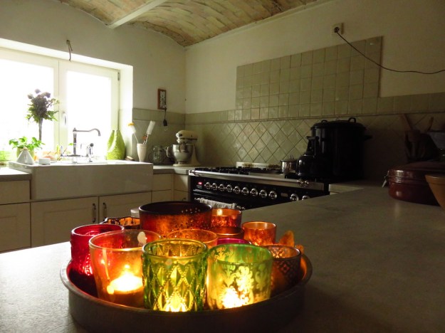 Teelichter als Wärmequelle in der Küche